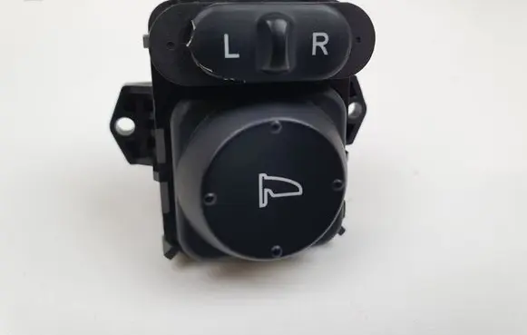 Honda Civic Wing mirror switch