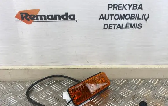 Mercedes-Benz Sprinter W906 Front fender indicator light 0152621 A048499