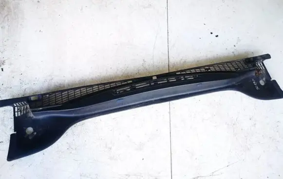 Citroen Xsara Picasso Wiper trim 94632921zl