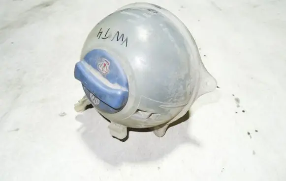 Volkswagen Multivan T4 Coolant expansion tank/reservoir 701121407C
