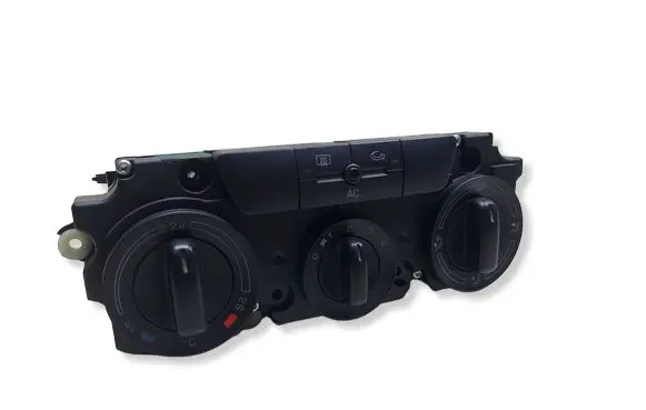 Skoda Octavia Mk2 (1Z) Climate control unit 153684KASAC