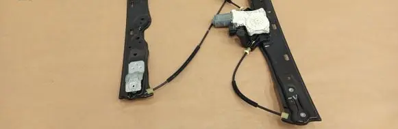 Land Rover Discovery Sport Front door window regulator with motor FK7223201AC