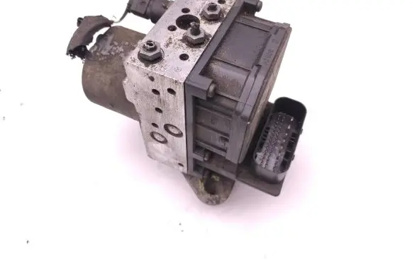 Mercedes-Benz Sprinter W901 W902 W903 W904 ABS Pump A0004466889 0265220