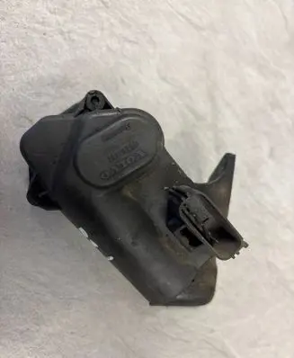 Volvo V70 Intake manifold valve actuator/motor 30756100