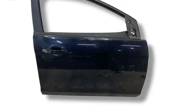 Ford Focus Front door