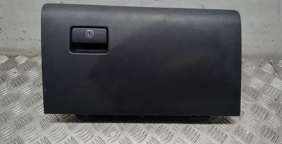 Toyota RAV 4 (XA50) Glove box 5555042130