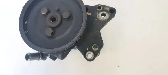BMW 5 E39 Power steering pump 32412247599 32.41-2247599