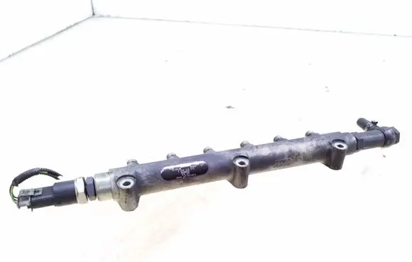 Volvo S60 Fuel main line pipe 8658252 0445215010 0281002527