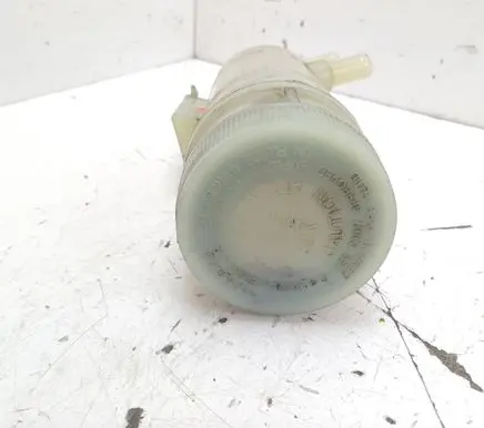 Isuzu D-Max Power steering fluid tank/reservoir 