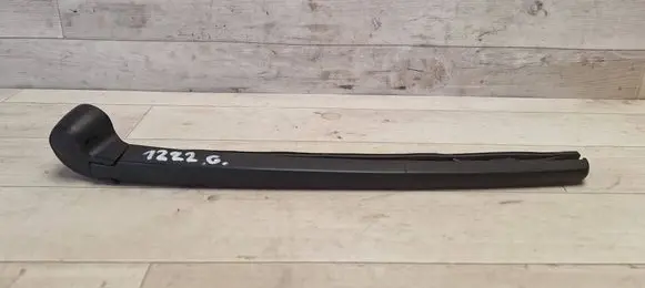 Audi A4 S4 B7 8E 8H Rear wiper blade arm 