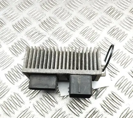 Opel Vivaro Glow plug pre-heat relay 8200558438
