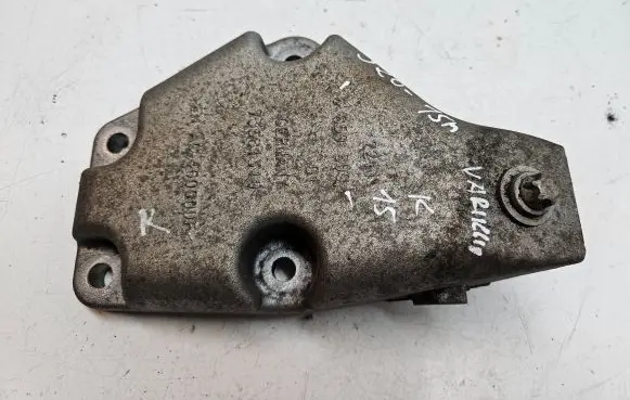 BMW 5 F10 F11 Engine mounting bracket 6859899