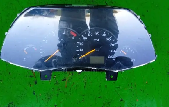 Ford Focus Speedometer (instrument cluster)