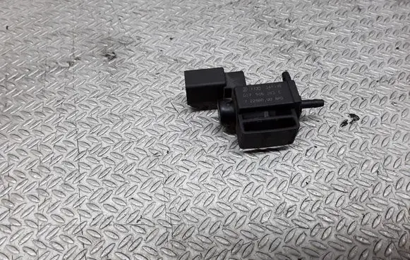Audi A3 S3 8P Turbo solenoid valve 037906283C