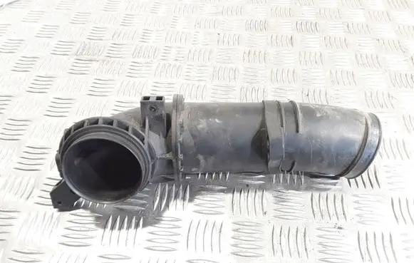 Ford Focus Air intake hose/pipe 7689484400