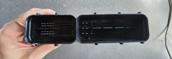 Hyundai Sonata Glove box 39100-25100 N4E563TO NFD5K4CR2A