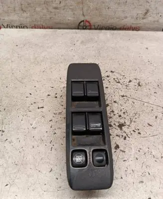 Nissan Primera Electric window control switch 25401AV640 150305N1 D702N