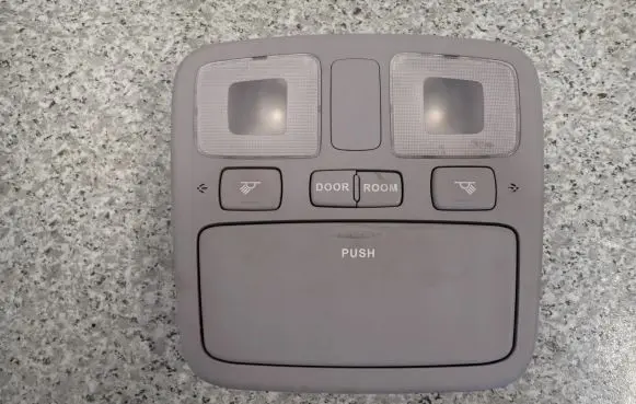 KIA Rio Headlining lighting console trim 