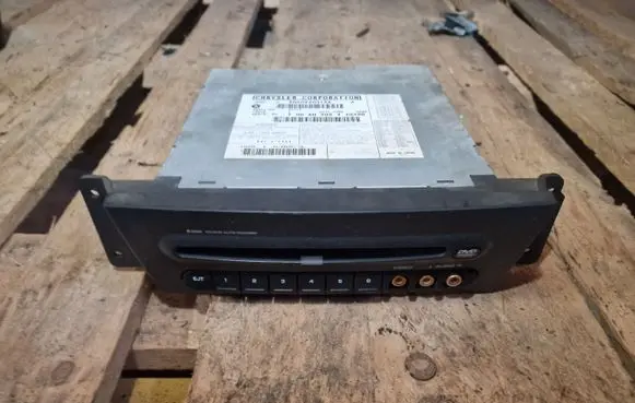 Navigation unit CD/DVD player