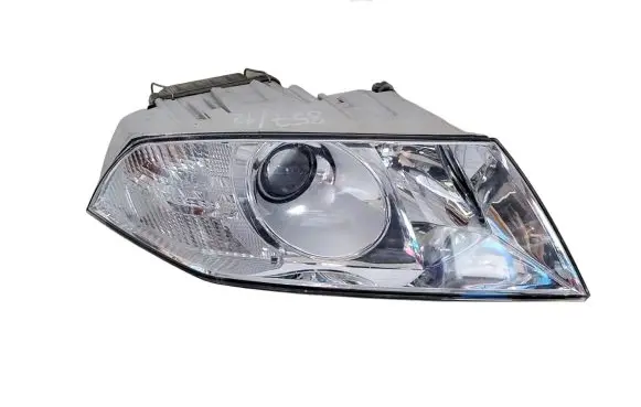 Skoda Octavia Mk2 (1Z) Headlight/headlamp
