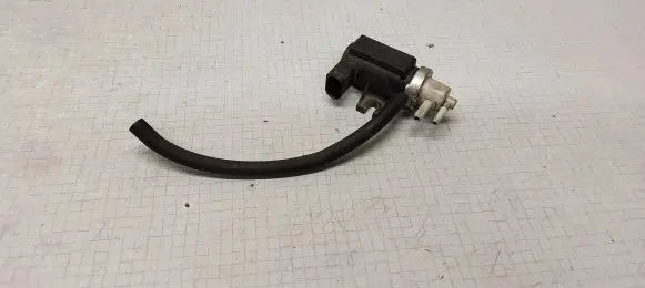Audi A4 S4 B6 8E 8H Turbo solenoid valve 1J0906627B