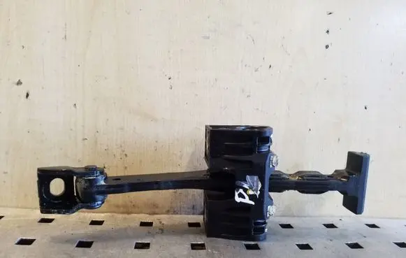 BMW 5 GT F07 Front door check strap stopper 7197826