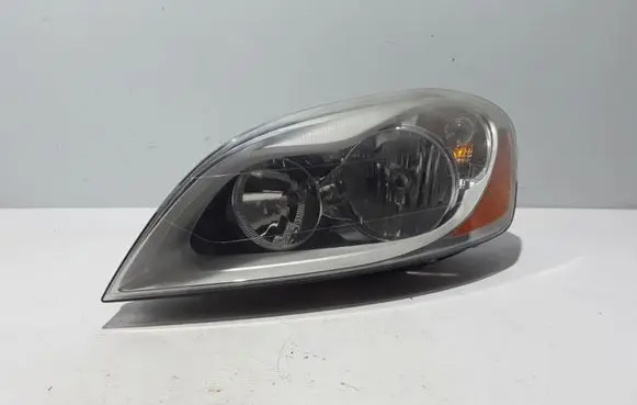 Volvo XC60 Headlight/headlamp 30763145