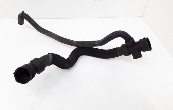 Audi A4 S4 B6 8E 8H Engine coolant pipe/hose
