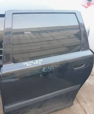 Volvo V70 Rear door 