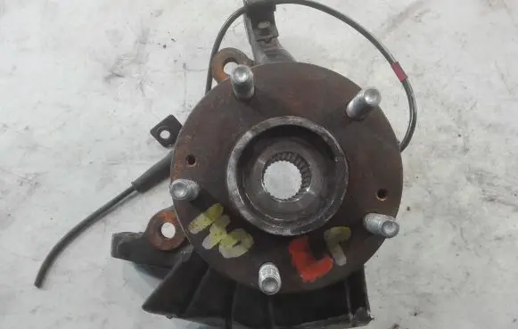 Hyundai i40 Front wheel hub spindle knuckle