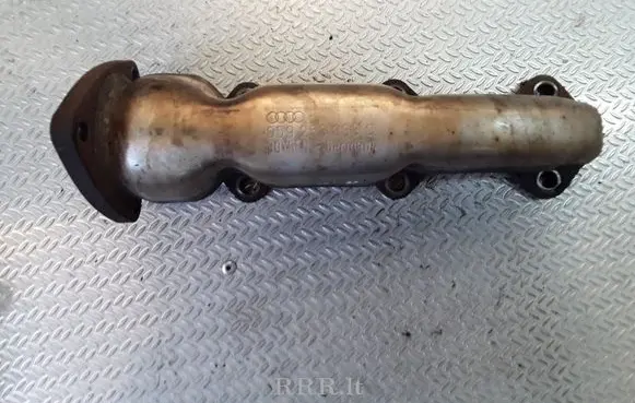 Audi A6 S6 C5 4B Exhaust manifold 059253033C
