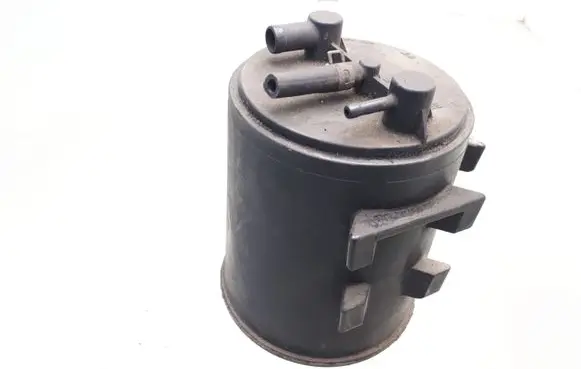Active carbon filter fuel vapour canister