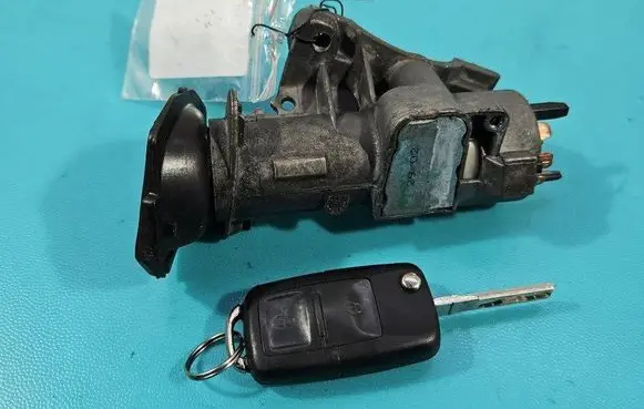 Volkswagen Golf IV Ignition lock 4B0905851C IMPRK1509281