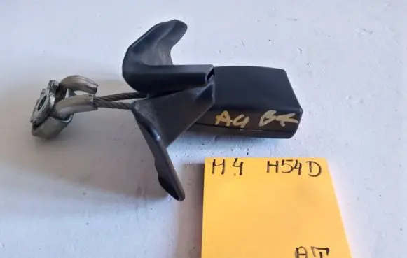 Audi A4 S4 B6 8E 8H Front seatbelt buckle 1212123