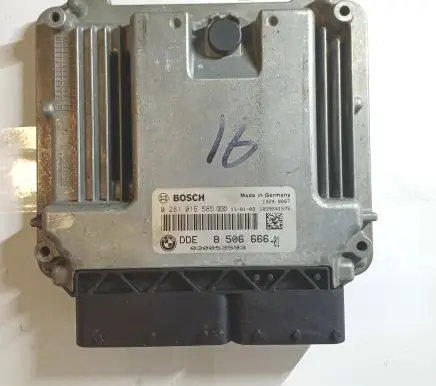 Mini One - Cooper Coupe R56 Engine control unit/module 8506666 0281016585