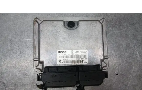 Opel Vectra B Engine control unit/module ECU 0281001637