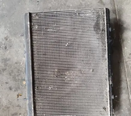 Coolant radiator