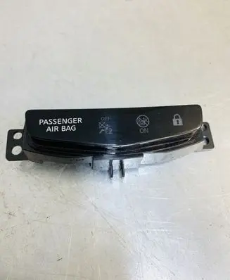 Nissan Qashqai Airbag control unit/module