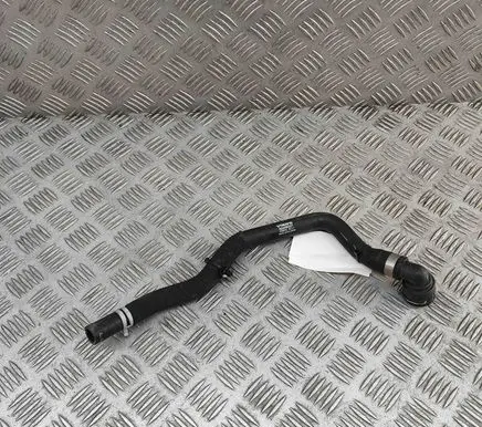 Volvo XC90 Engine coolant pipe/hose 32339327