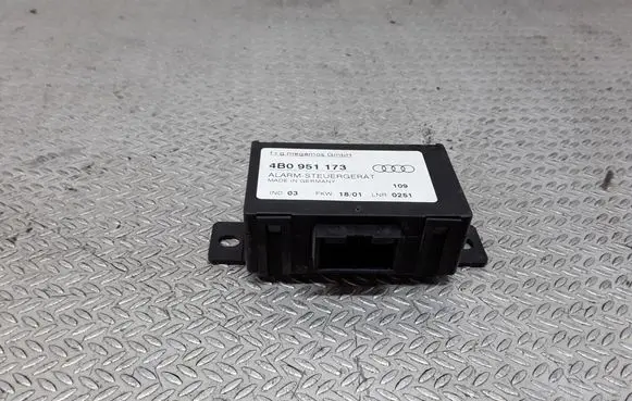Audi A6 Allroad C5 Alarm control unit/module 4B0951173