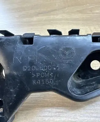 Mazda CX-3 Front bumper mounting bracket D20U500T1 K4150