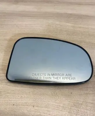 Toyota Prius (XW30) Wing mirror glass 