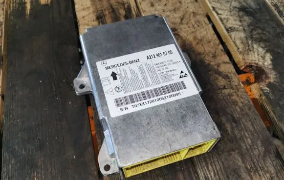 Mercedes-Benz E W212 Airbag control unit/module A2129010700