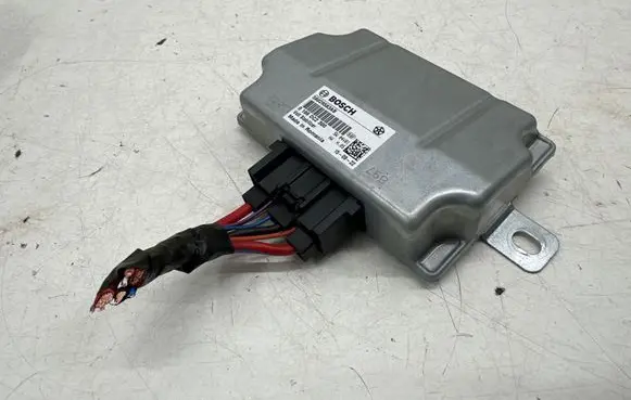 Maserati Ghibli Voltage converter/converter module 0199DC2300