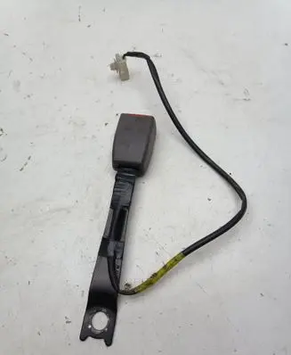 Toyota Prius (XW10) Front seatbelt buckle 11106EJ