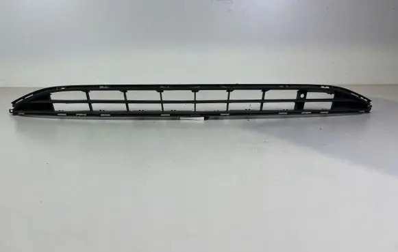 Opel Corsa E Front bumper lower grill