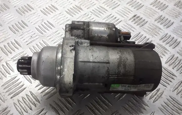 Skoda Octavia Mk2 (1Z) Starter motor 02M911023N