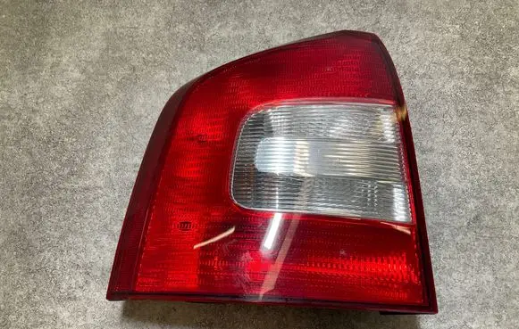Rear/tail lights