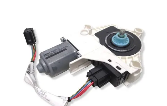 Skoda Yeti (5L) Front door window regulator motor 8K0959812 3T0971387
