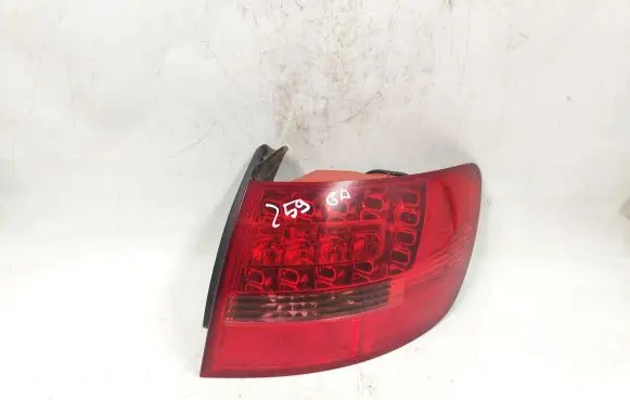 Audi A6 S6 C6 4F Rear/tail lights 4F9945096H 89037052